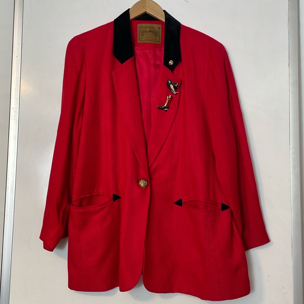SADDLE RIDGE vintage collection blazer - RED with black suede collar.